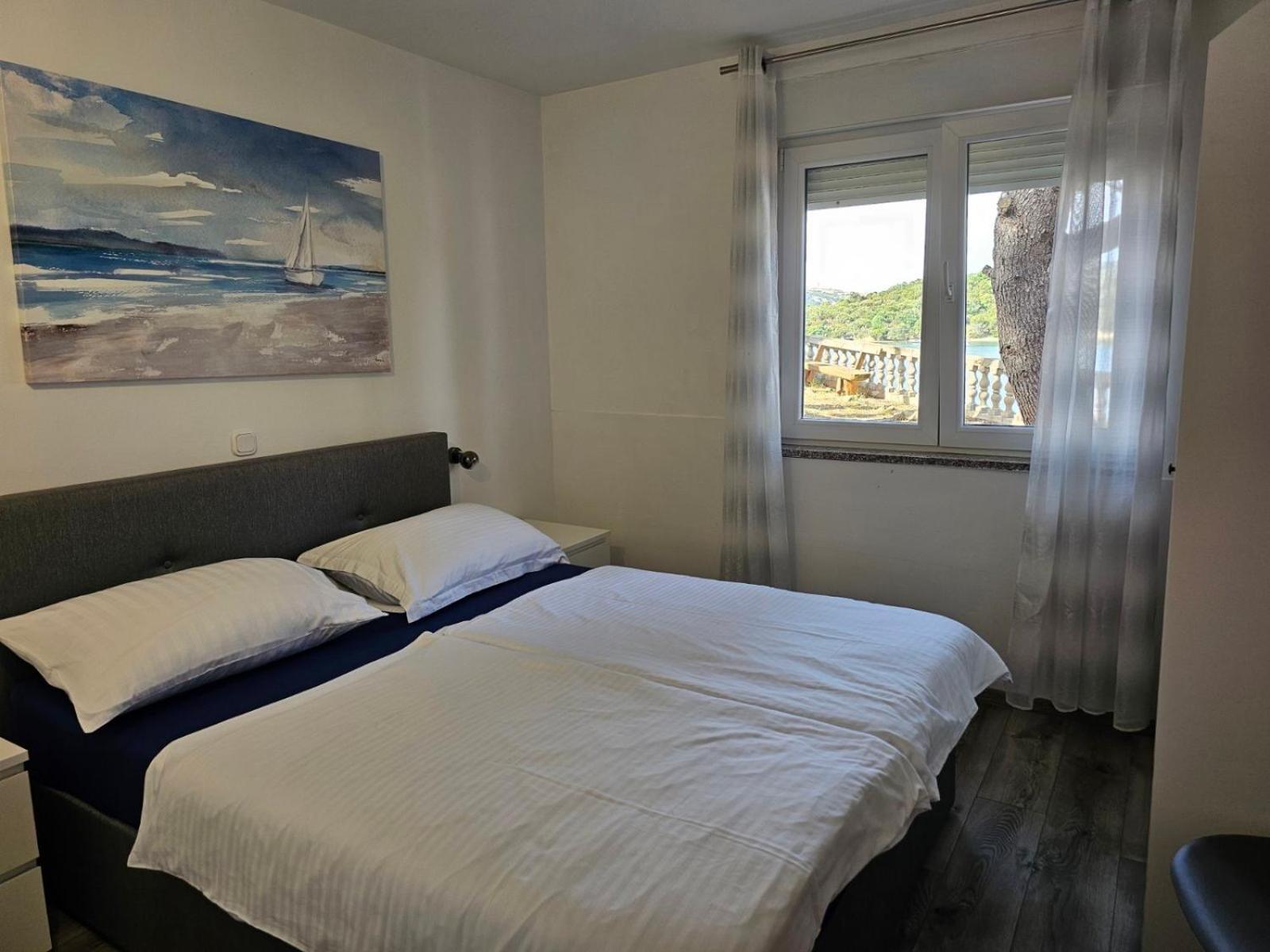 Apartments Zala Matusan Supetarska Draga Extérieur photo